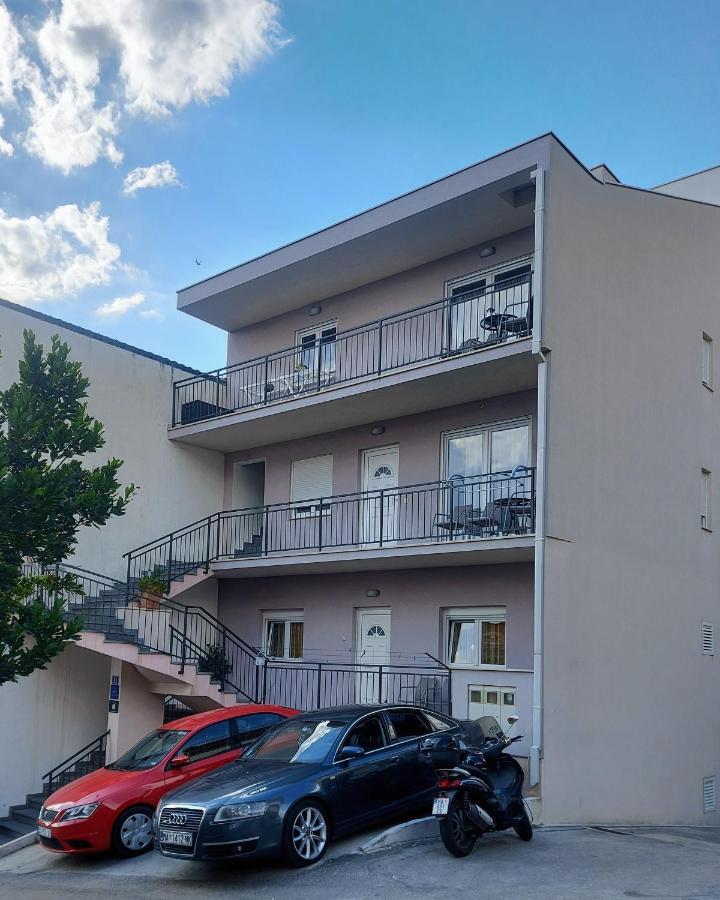 Apartment Nada *